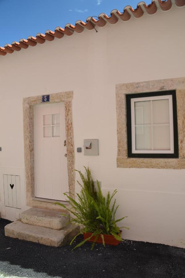Classic Lisbon Homes: Bright & Central In Belem Eksteriør bilde
