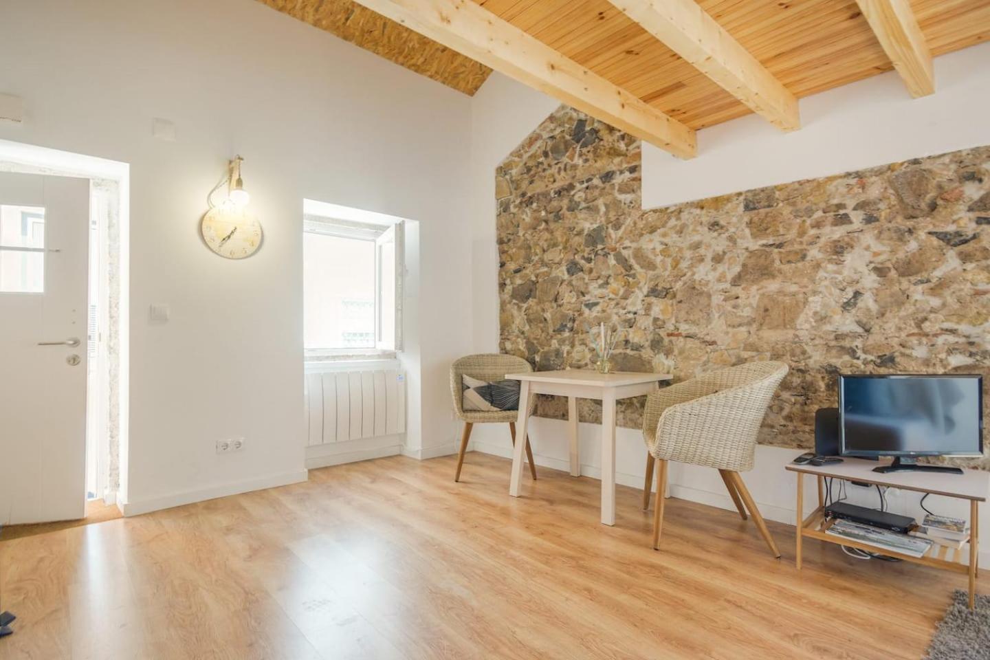 Classic Lisbon Homes: Bright & Central In Belem Eksteriør bilde