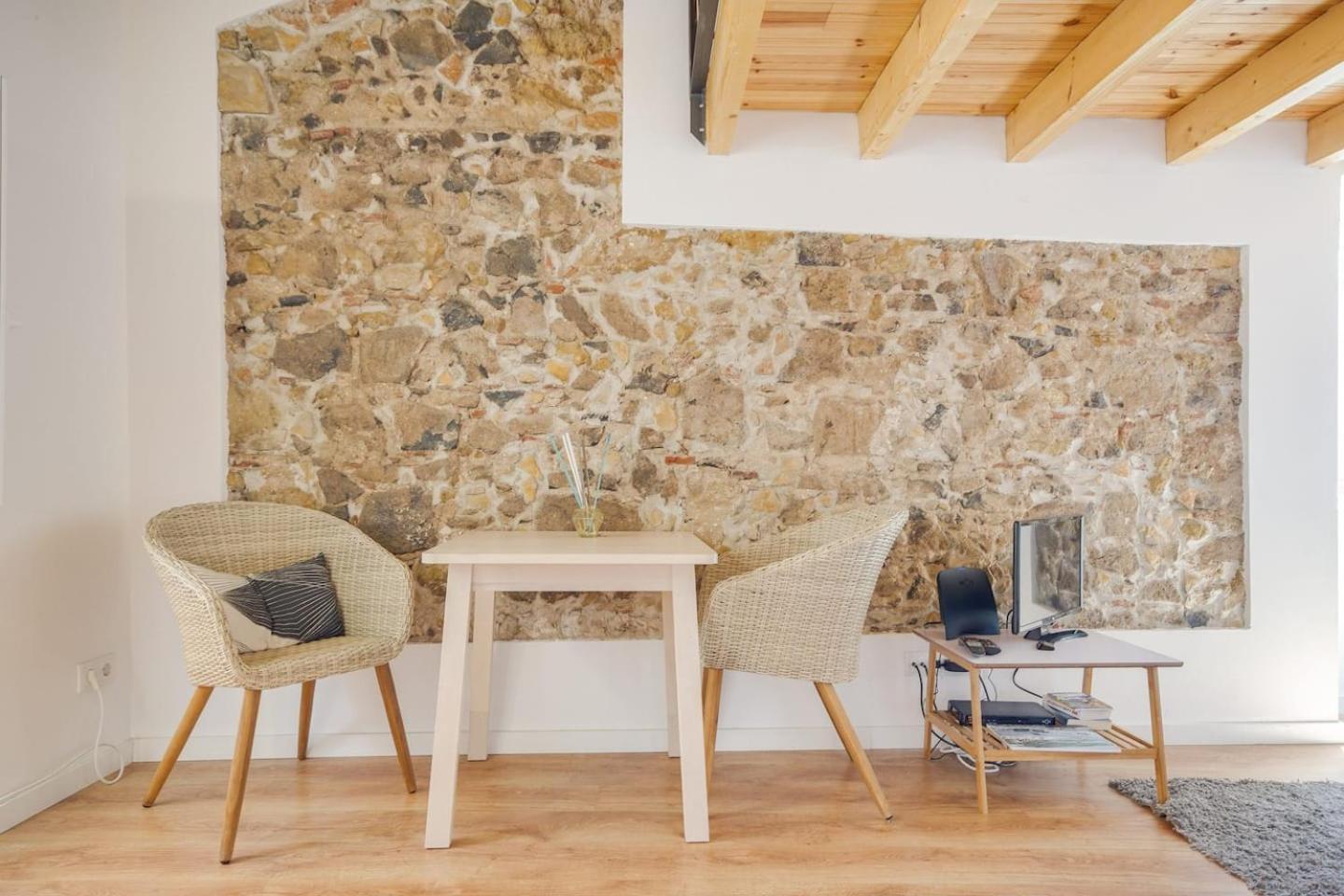 Classic Lisbon Homes: Bright & Central In Belem Eksteriør bilde