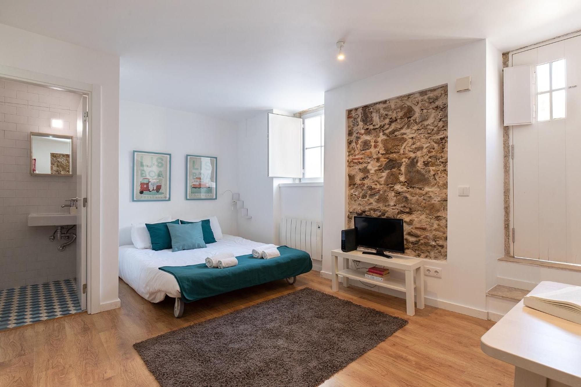 Classic Lisbon Homes: Bright & Central In Belem Eksteriør bilde